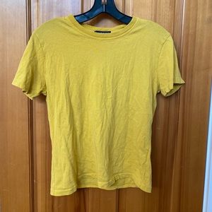 Brandy Melville tee shirt